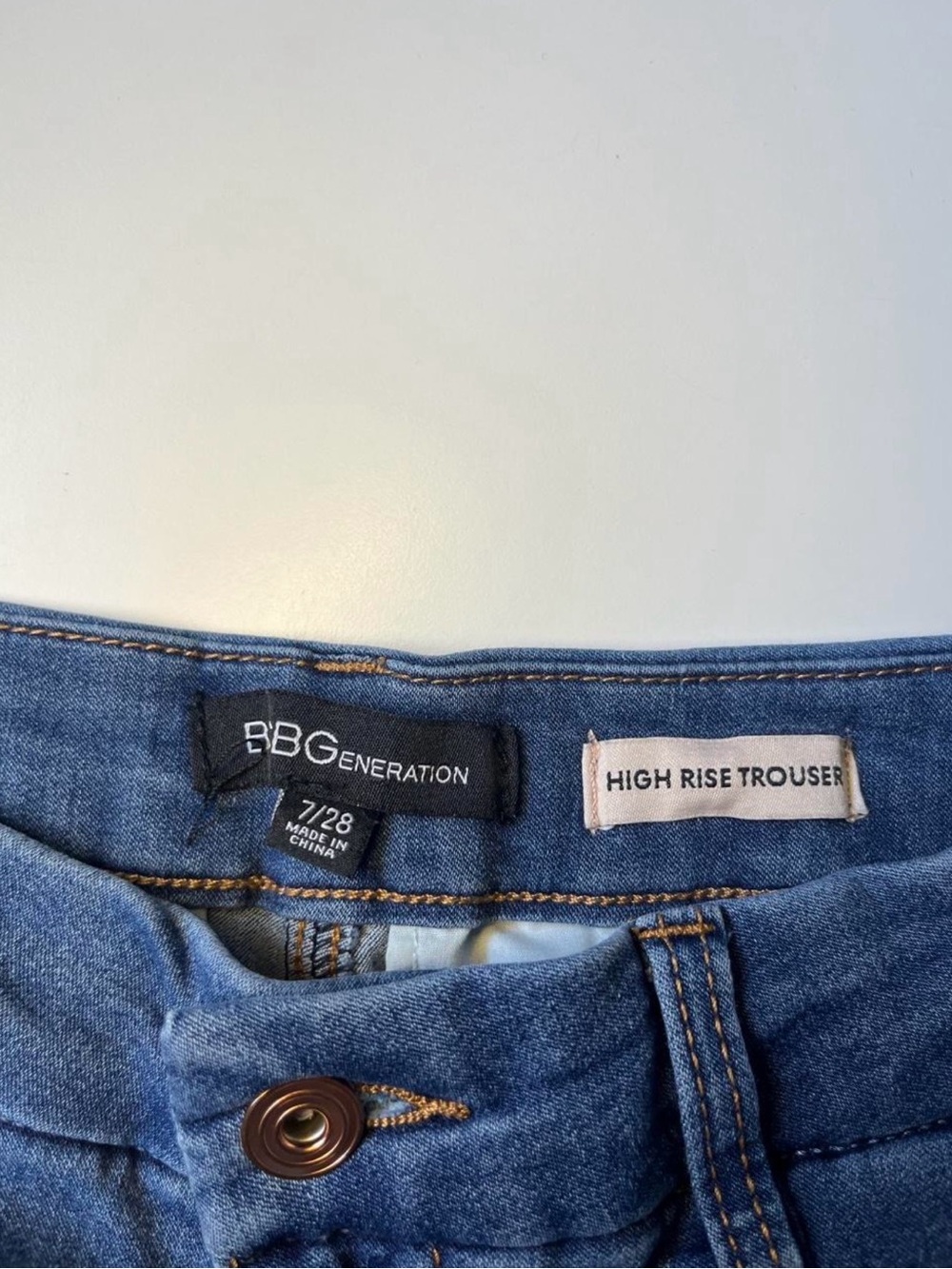 BCBGeneration jeans - Picture 3 of 3